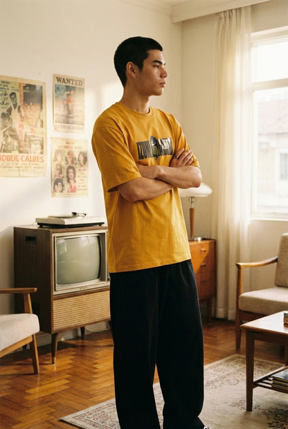 "IZUMI MIYAMURA" Unisex Oversized T-Shirt
